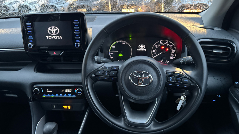 Toyota Yaris 1.5 Hybrid Icon 5dr CVT Hybrid Hatchback